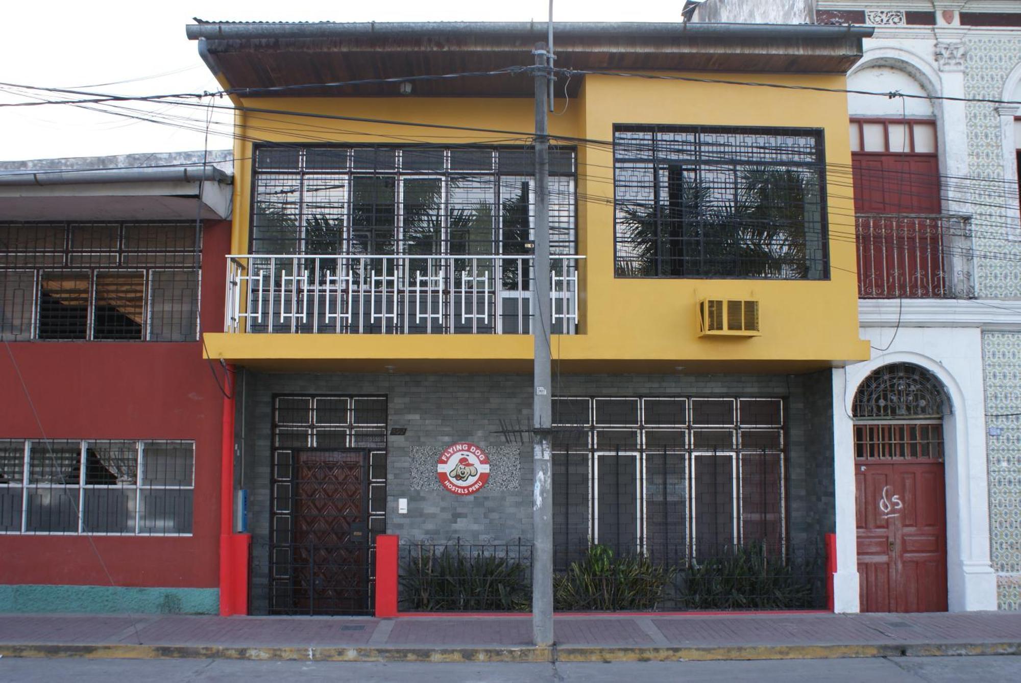 Flying Dog Hostel Iquitos Exterior foto